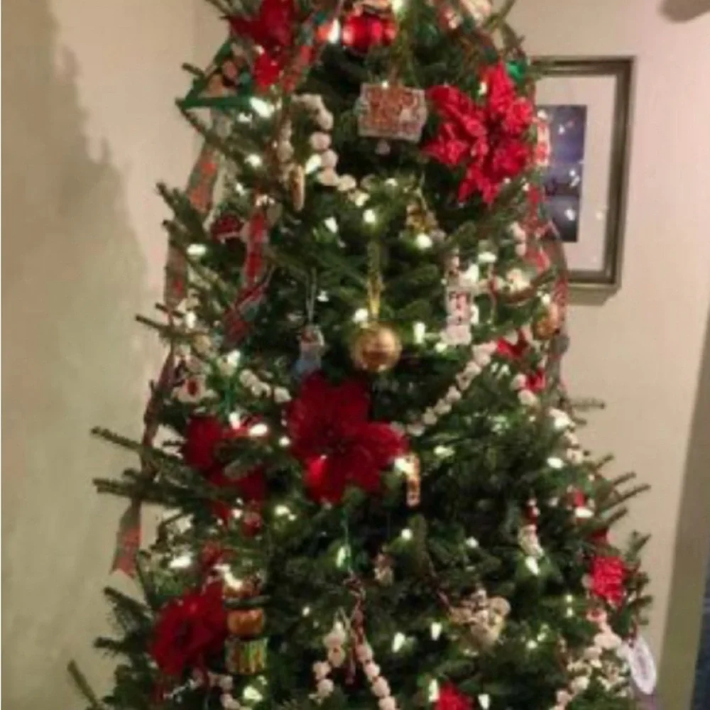 Christmas Crocheted Popcorn Garland